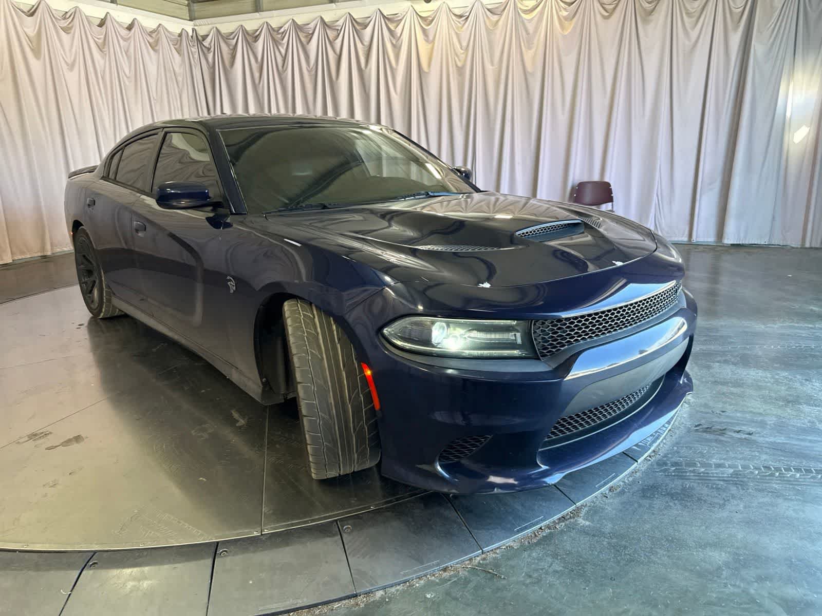 Used 2016 Dodge Charger SRT Hellcat RWD image 3