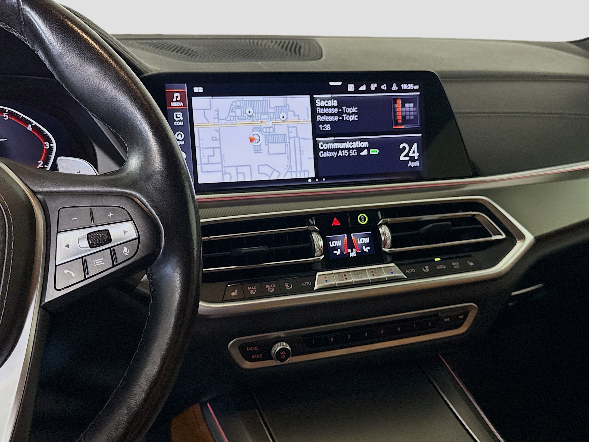 Used 2019 BMW X5 xDrive50i w/ Premium Package 2 AWD/4WD image 18