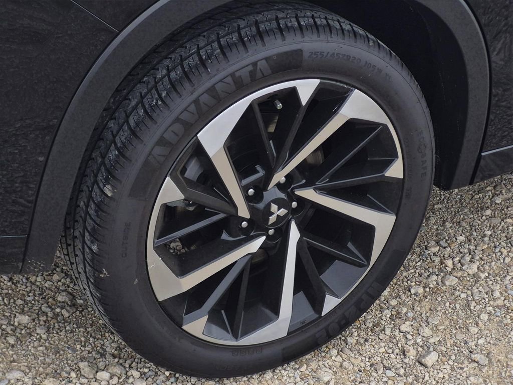 Used 2024 Mitsubishi Outlander SEL image 8