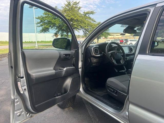 Used 2023 Toyota Tacoma SR5 RWD image 10