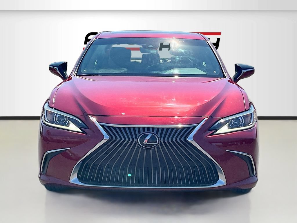 Used 2025 Lexus ES 300h w/ Premium Package FWD image 2