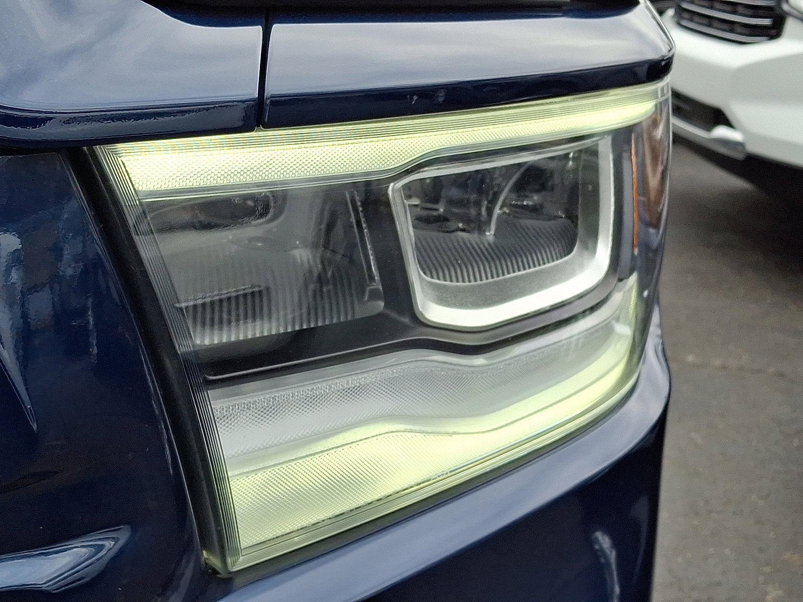 Used 2023 RAM 1500 Laramie image 8