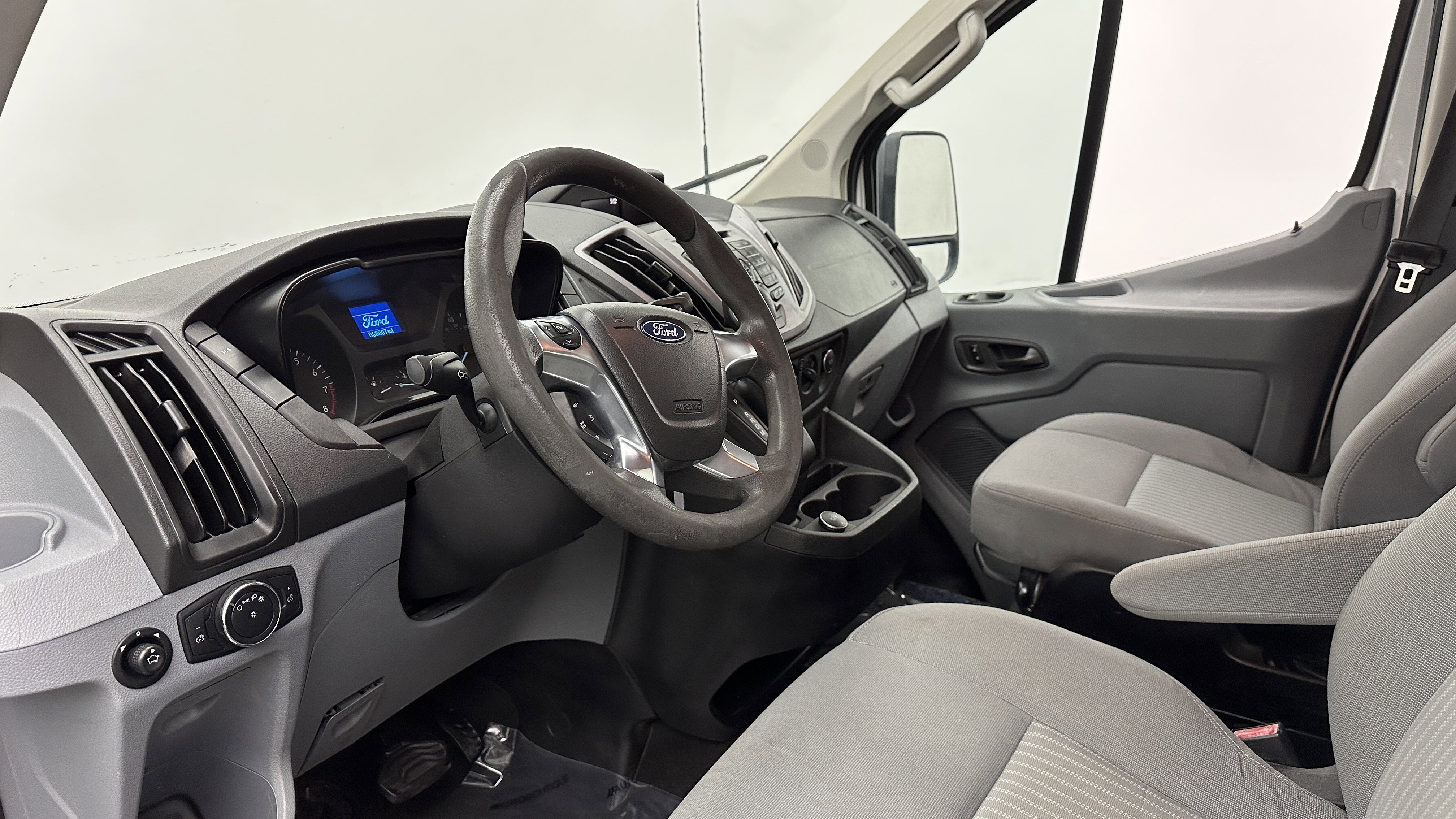 Used 2018 Ford Transit 350 XLT RWD image 8