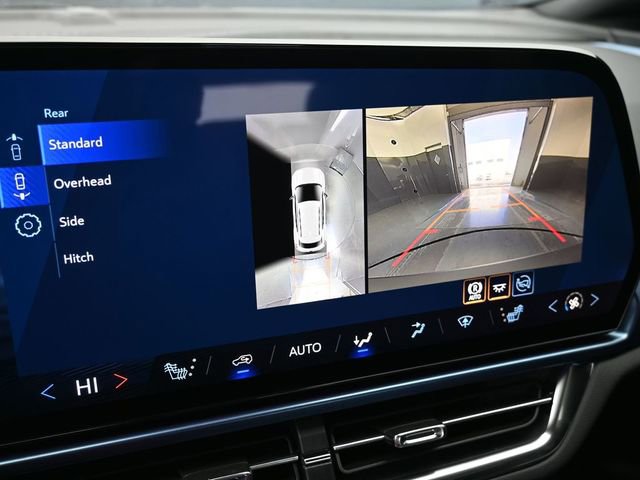 New 2026 Chevrolet Equinox EV LT image 30