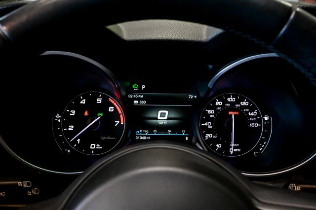 Used 2022 Alfa Romeo Stelvio Ti image 32