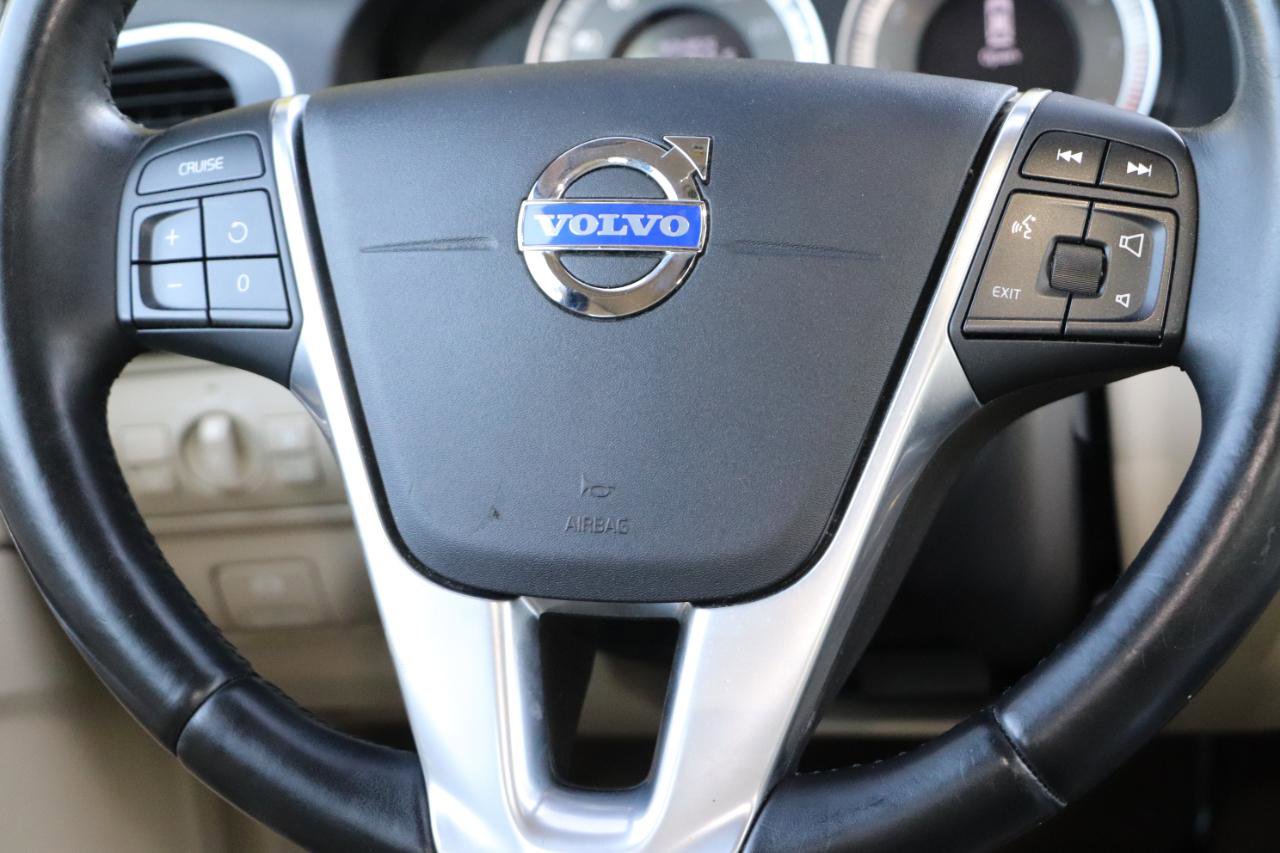 Used 2013 Volvo S60 T5 AWD/4WD image 16