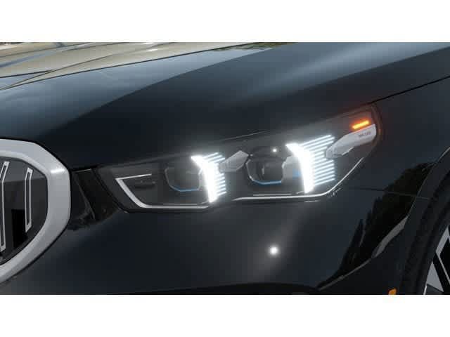New 2027 BMW i5 xDrive40 AWD/4WD image 6