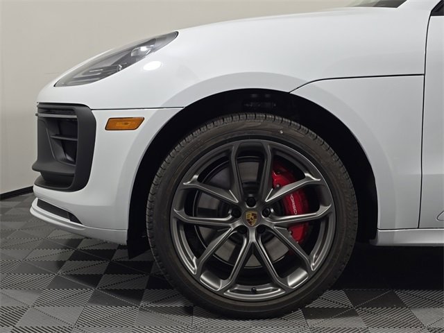 New 2026 Porsche Macan GTS image 11