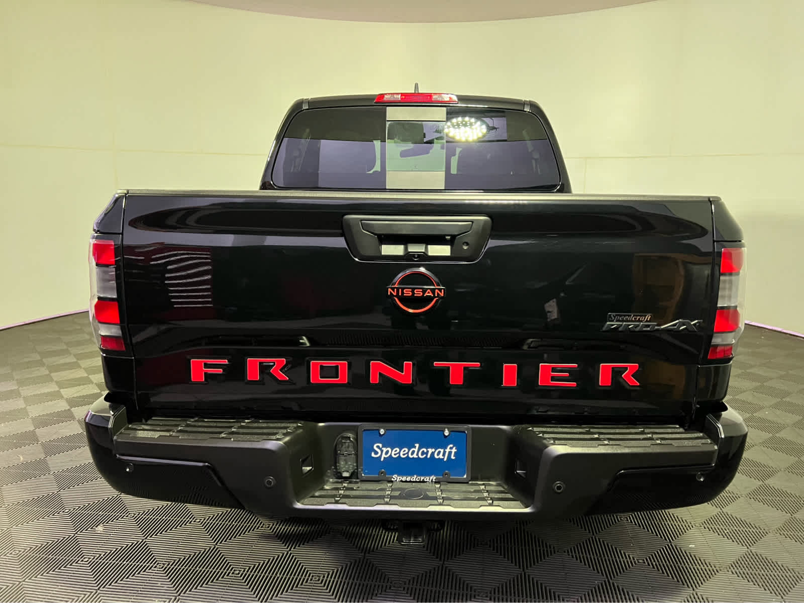Certified 2023 Nissan Frontier PRO-4X w/ Pro Convenience Package AWD/4WD image 6