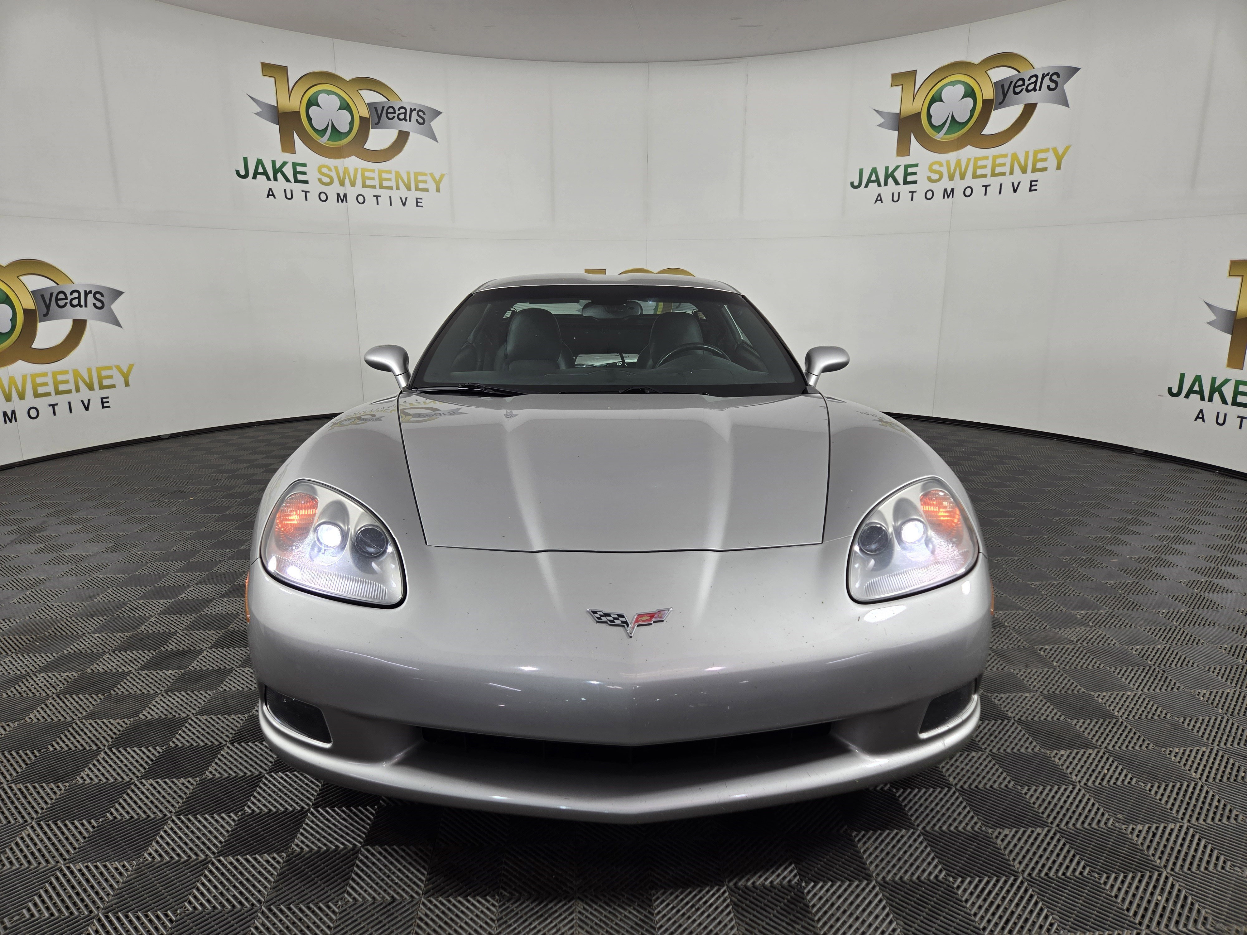 Used 2008 Chevrolet Corvette Coupe image 2