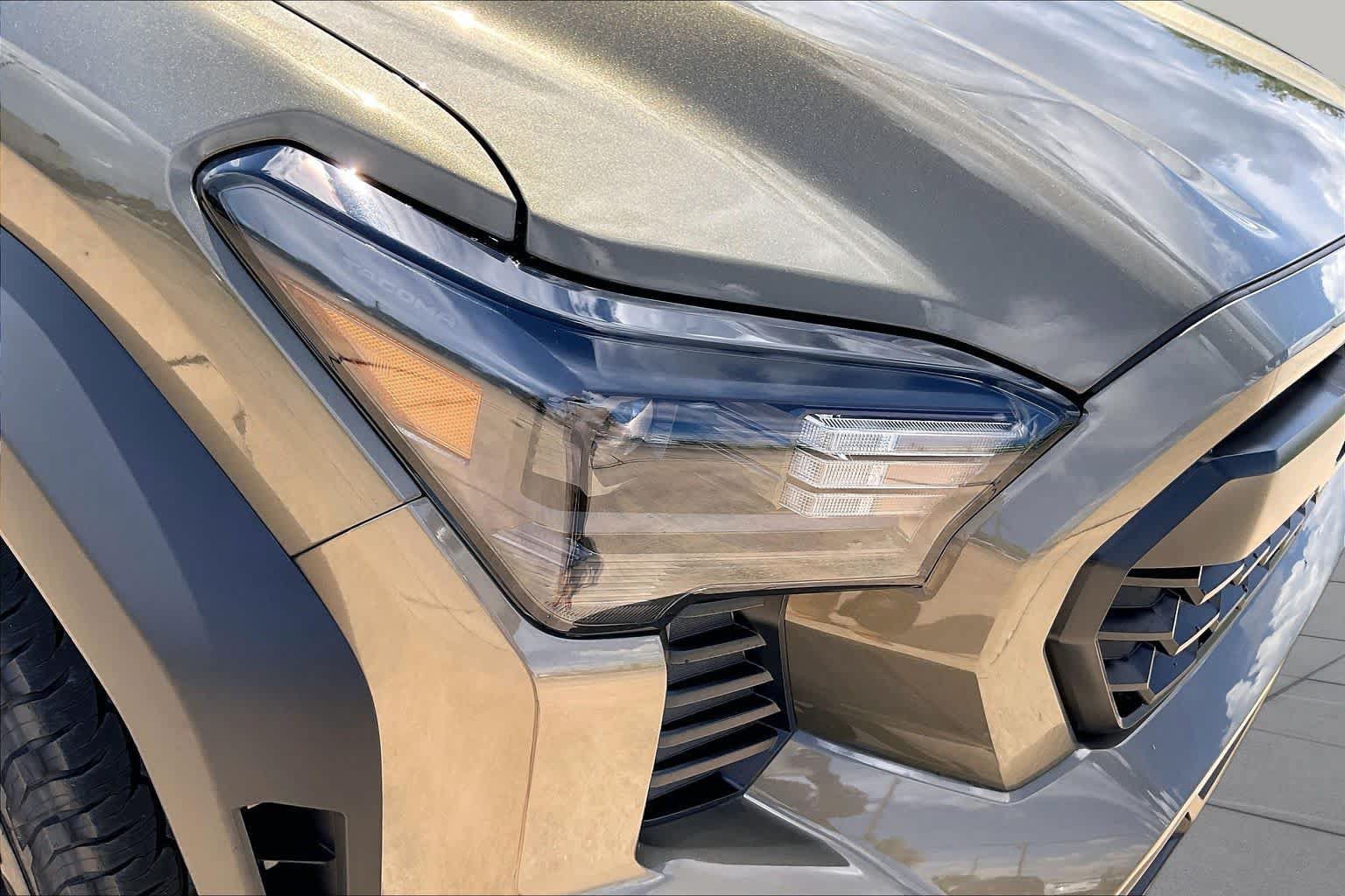 New 2026 Toyota Tacoma TRD Off-Road AWD/4WD image 13