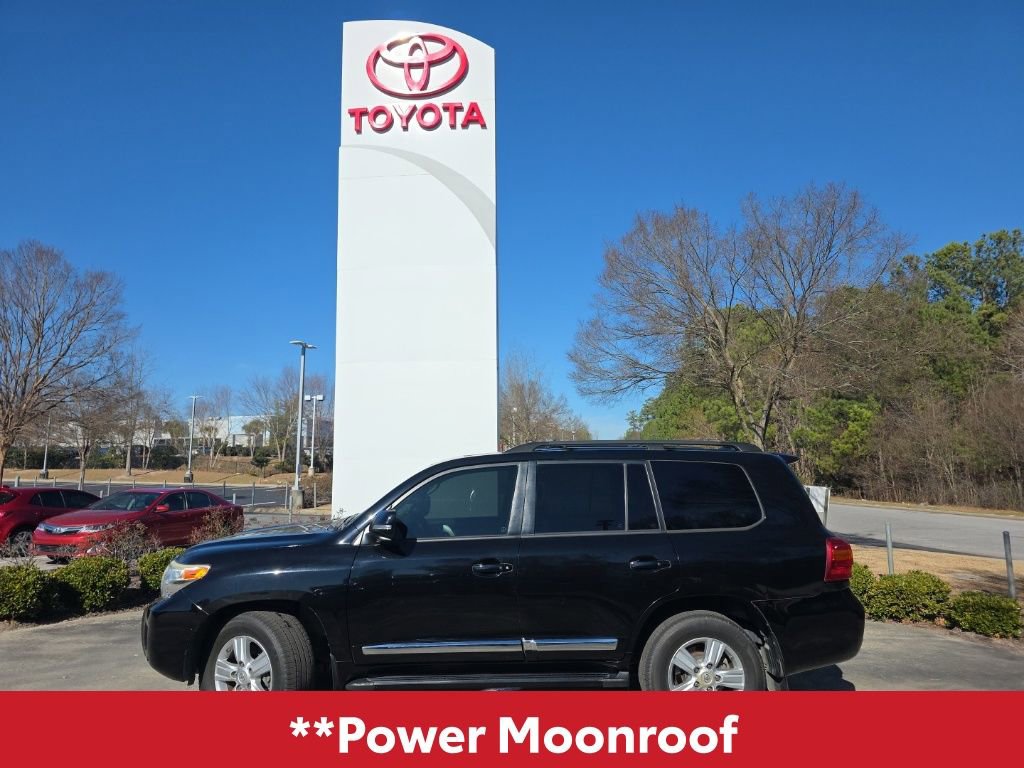 Used 2014 Toyota Land Cruiser image 3