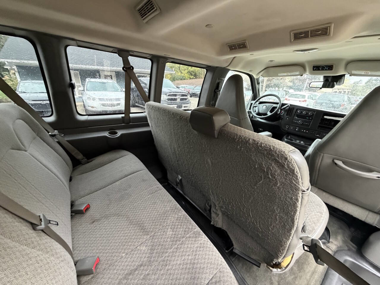 Used 2019 Chevrolet Express 3500 LT w/ LT Preferred Equipment Group image 15