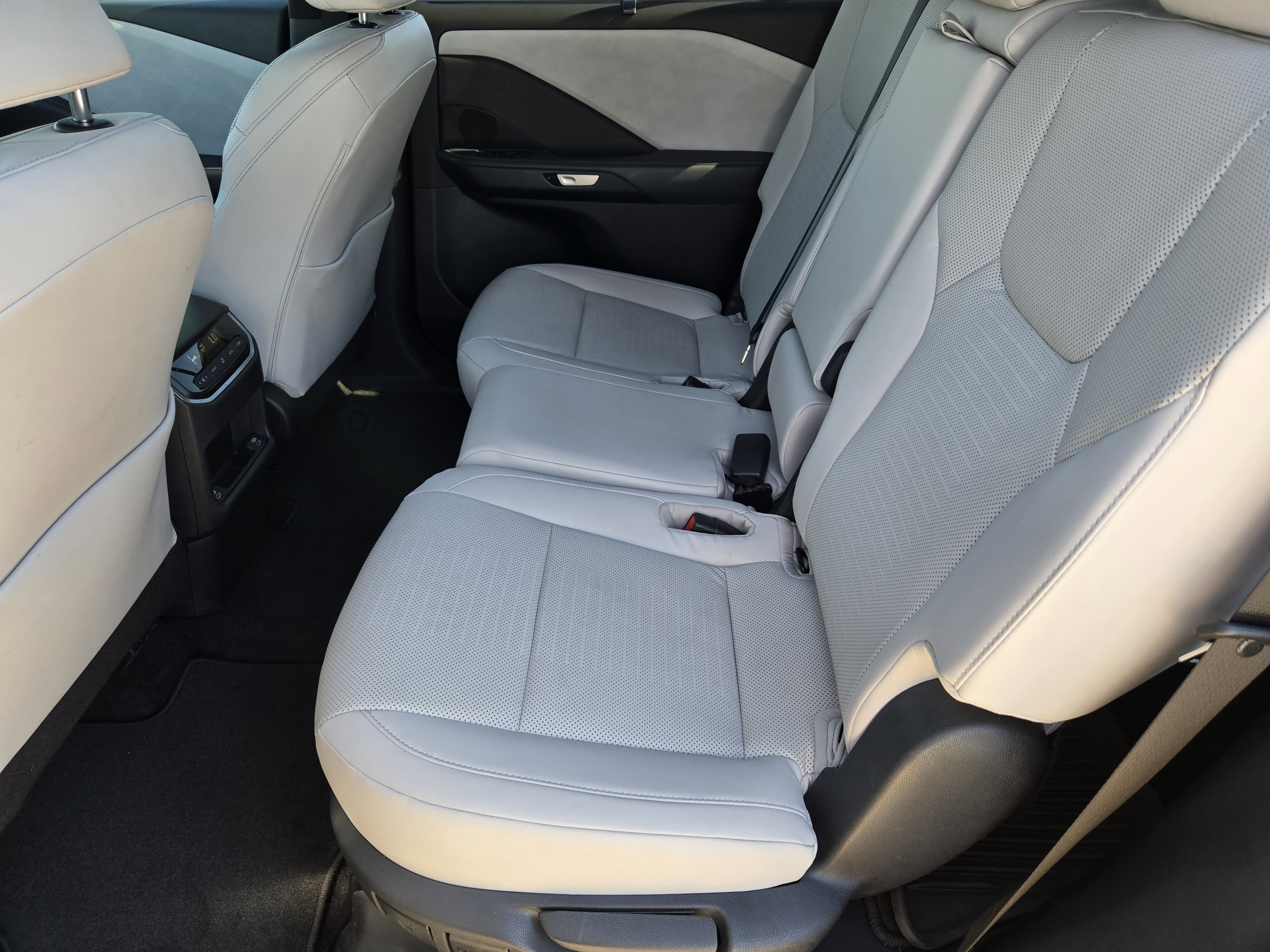 Used 2025 Lexus TX 350 AWD w/ Technology Package image 39