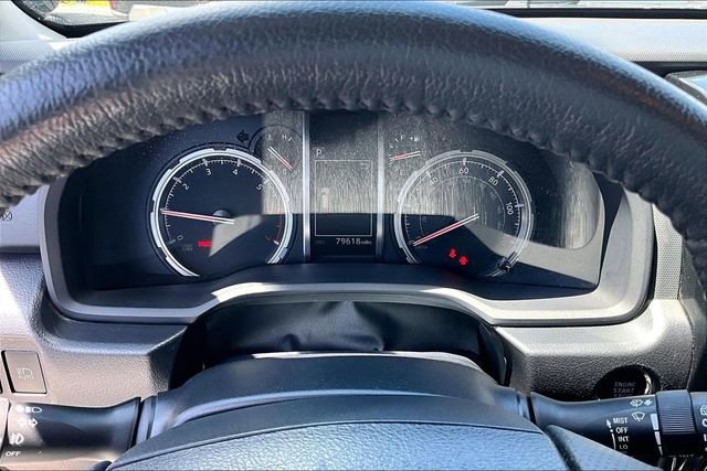 Used 2021 Toyota 4Runner Venture w/ Moonroof Package AWD/4WD image 18