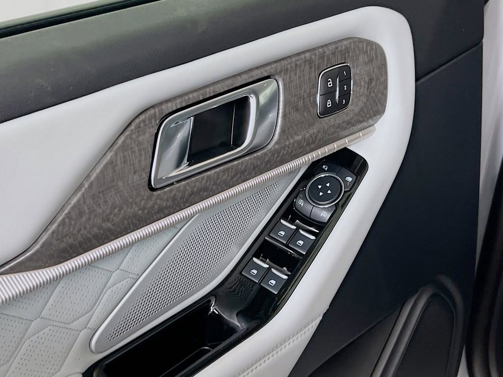 New 2026 Ford Explorer Platinum w/ LUX Leather Package image 70