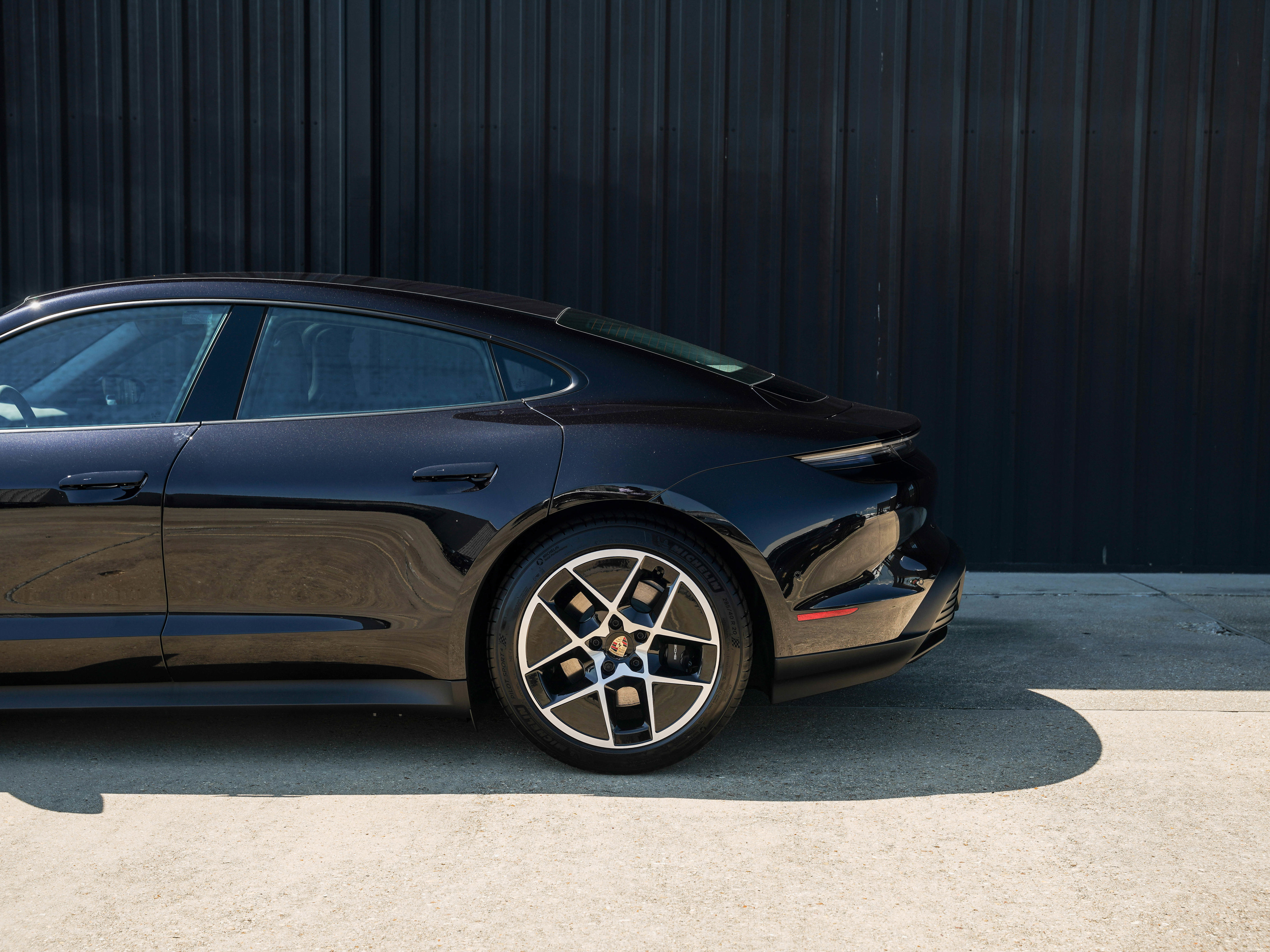 New 2025 Porsche Taycan image 12