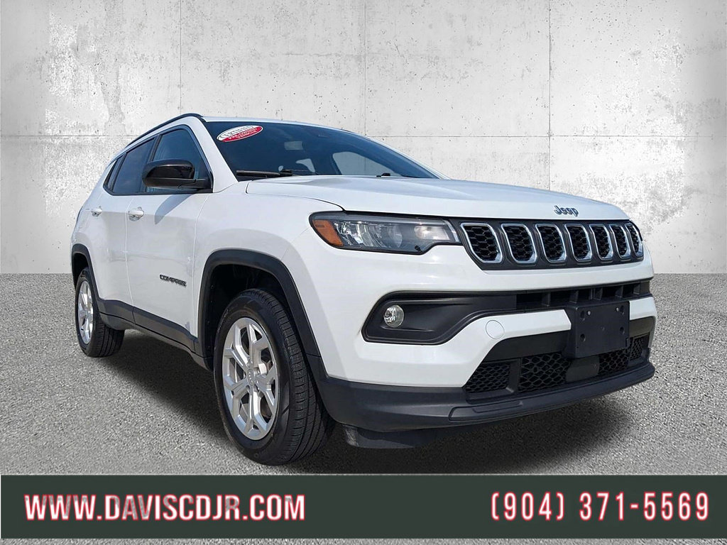 Certified 2024 Jeep Compass Latitude AWD/4WD image 1