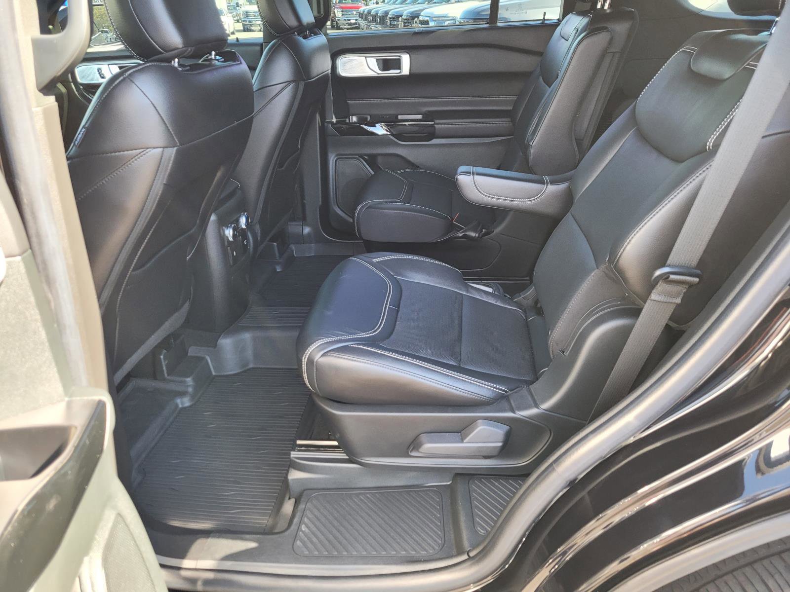 Used 2023 Ford Explorer ST w/ Equipment Group 401A image 13