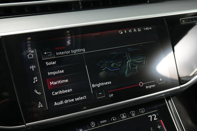 Used 2021 Audi S8 L w/ S8 Executive Package AWD/4WD image 48