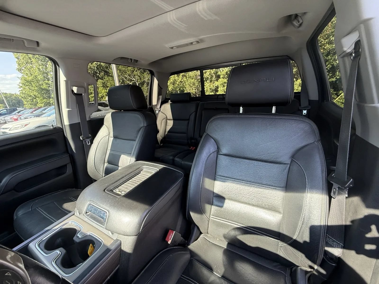 Used 2017 GMC Sierra 1500 Denali AWD/4WD image 8