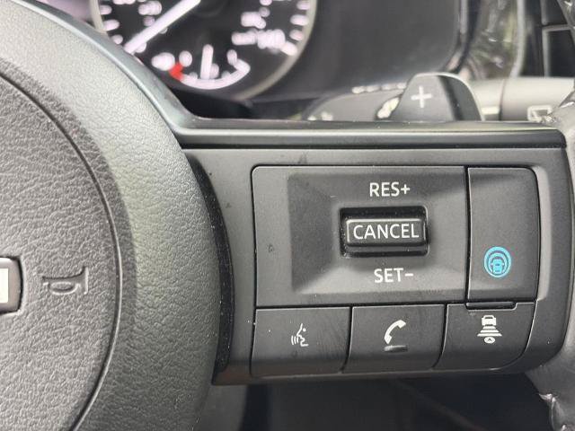 Certified 2025 Nissan Pathfinder SV w/ SV Premium Package AWD/4WD image 10