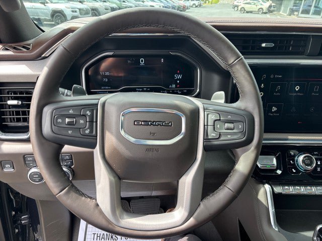 Used 2025 GMC Sierra 1500 Denali w/ Denali Reserve Package AWD/4WD image 17