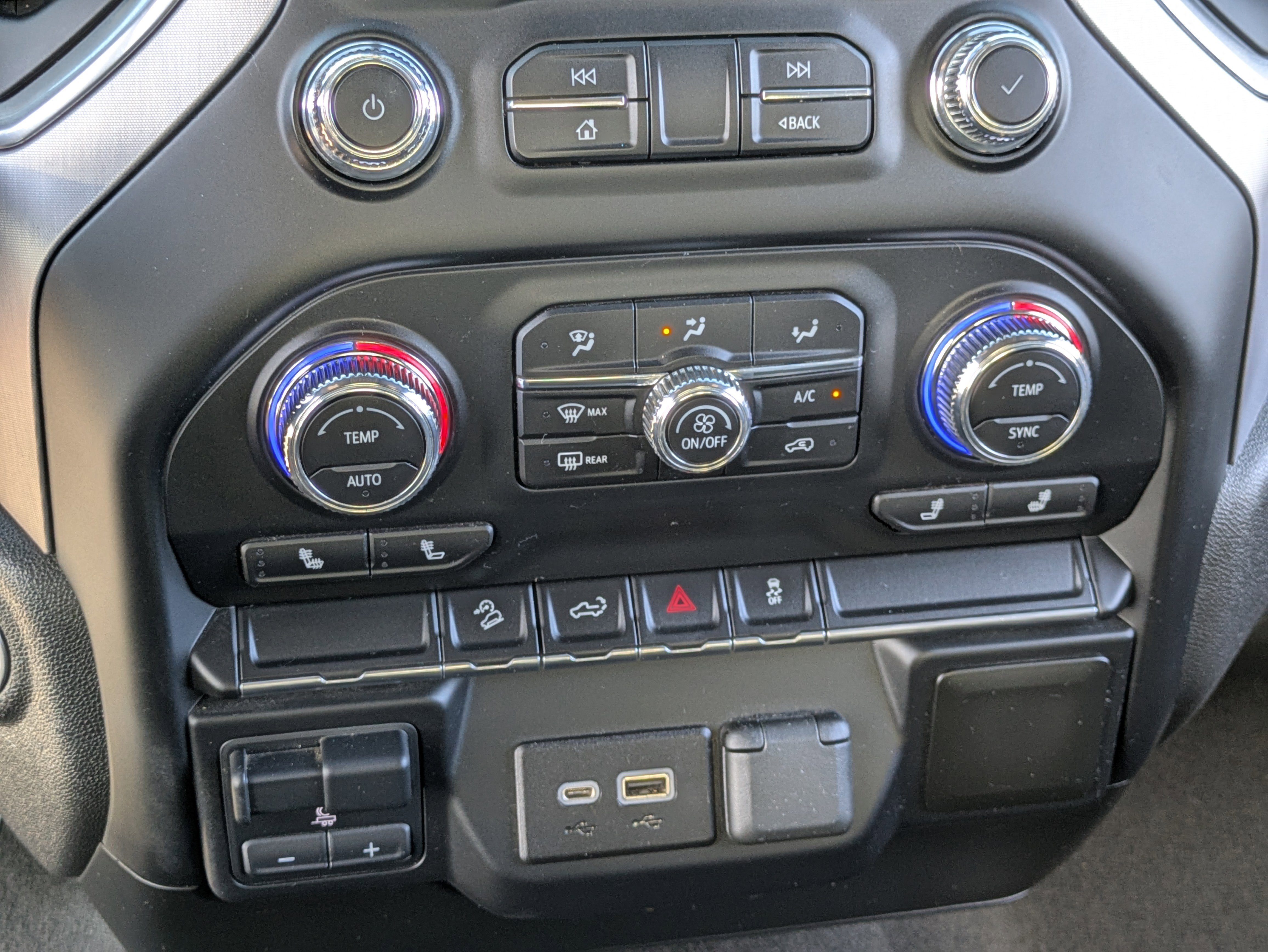 Used 2022 GMC Sierra 1500 SLE w/ X31 Off-Road Package image 23