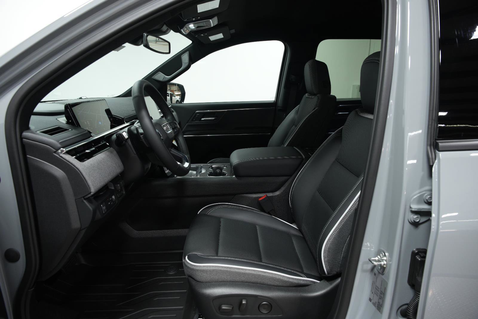 New 2026 GMC Sierra EV Elevation image 24