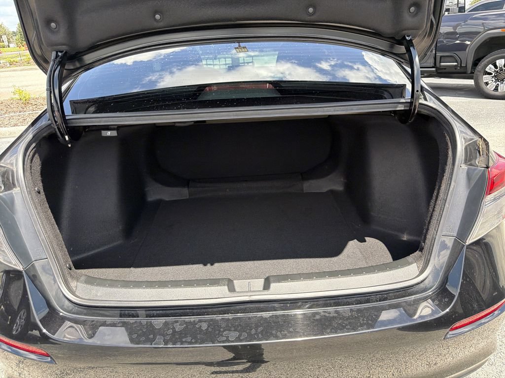 Used 2023 Honda Civic LX image 11