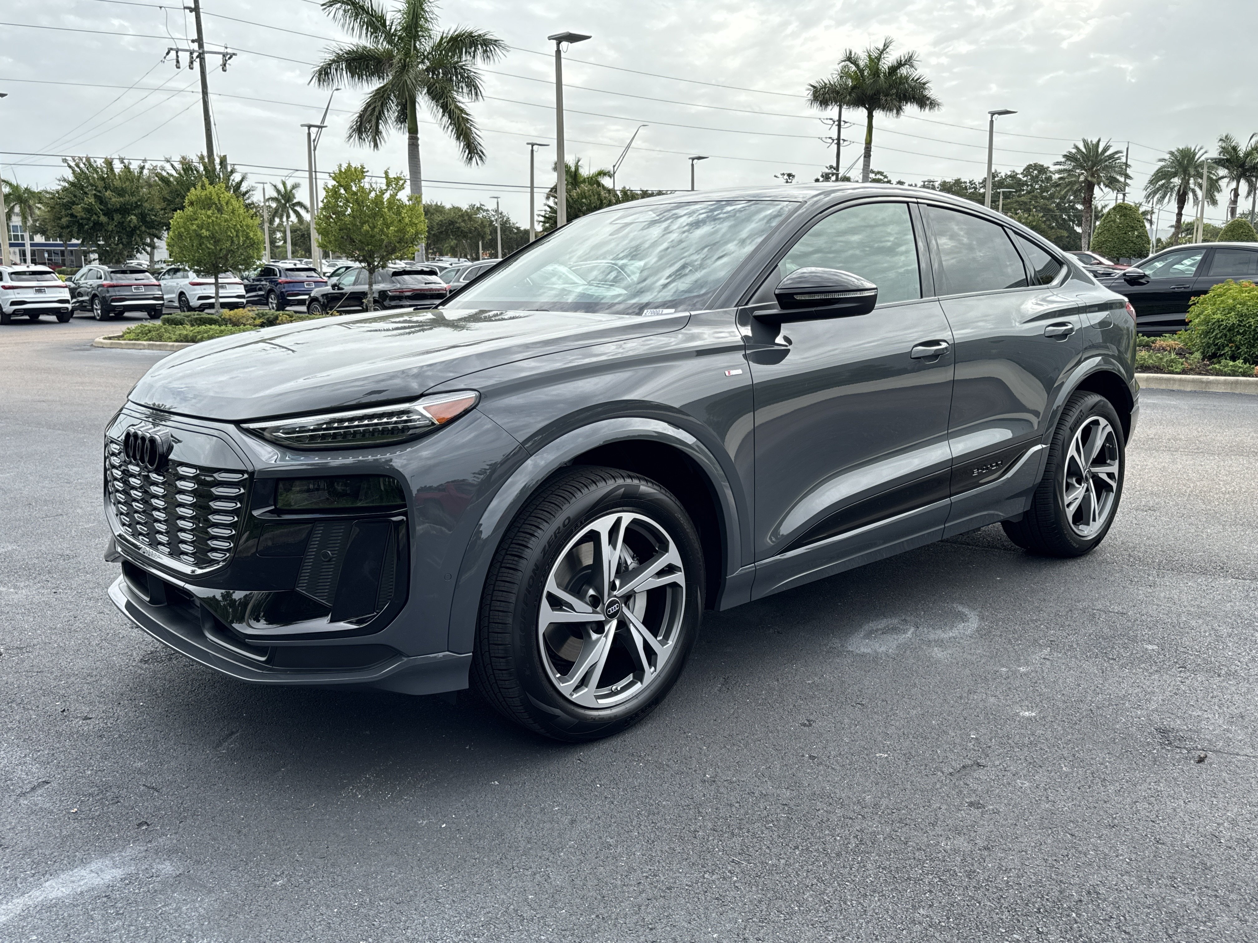 New 2027 Audi Q6 e-tron Premium Plus AWD/4WD image 6