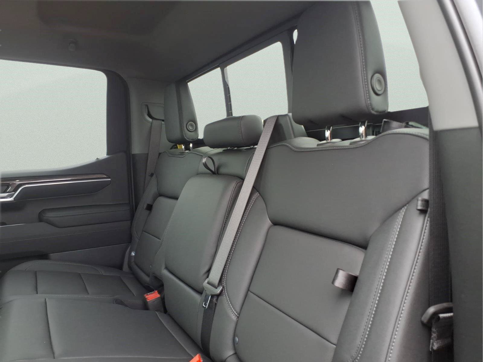 New 2026 Chevrolet Silverado 1500 LTZ AWD/4WD image 11