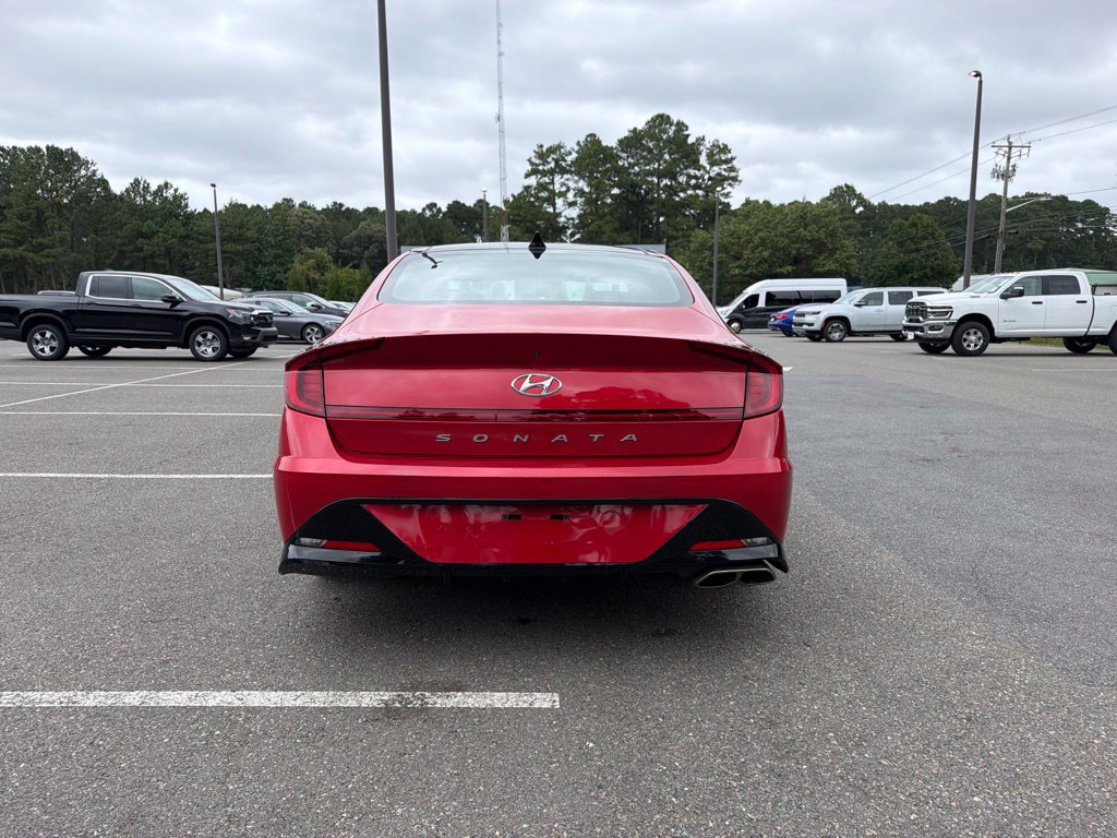 Used 2021 Hyundai Sonata SEL w/ Convenience Package FWD image 3