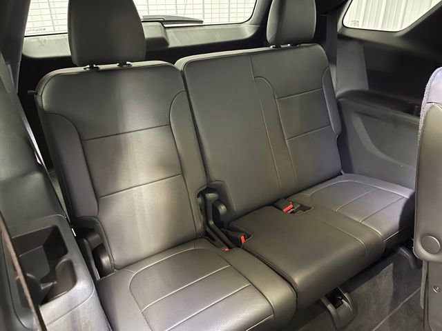 Used 2023 Chevrolet Traverse High Country image 22
