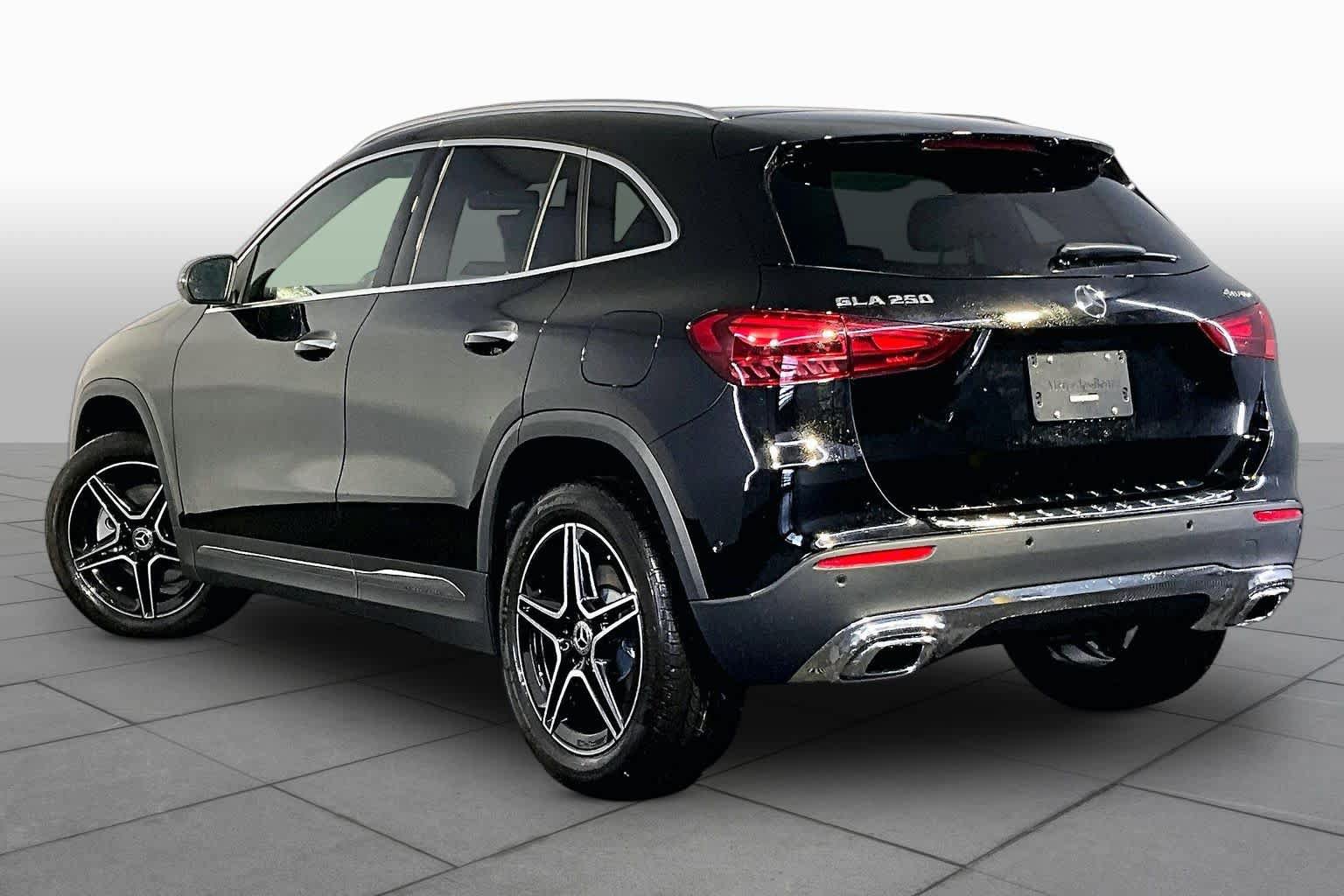 New 2026 Mercedes-Benz GLA 250 4MATIC image 3