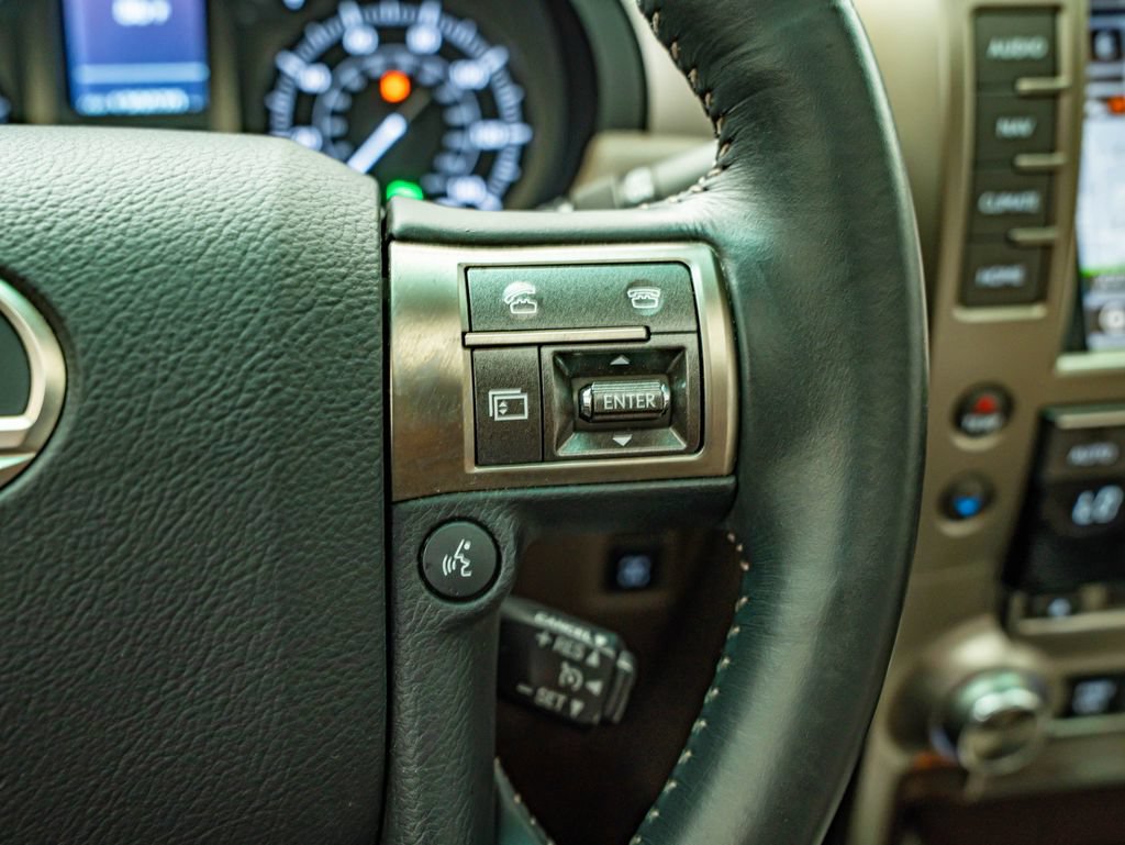 Used 2014 Lexus GX 460 w/ Premium Package AWD/4WD image 22