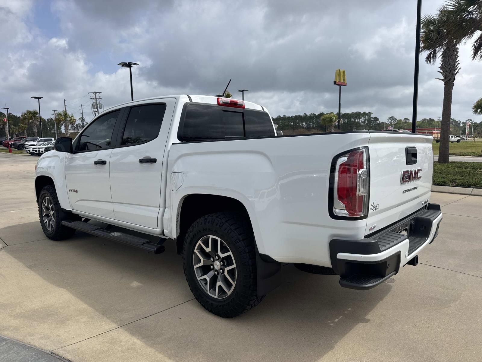 Used 2021 GMC Canyon AT4 w/ Driver Alert Package image 5