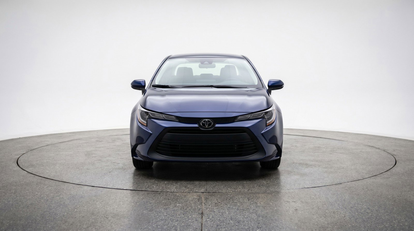 Used 2025 Toyota Corolla LE FWD image 2