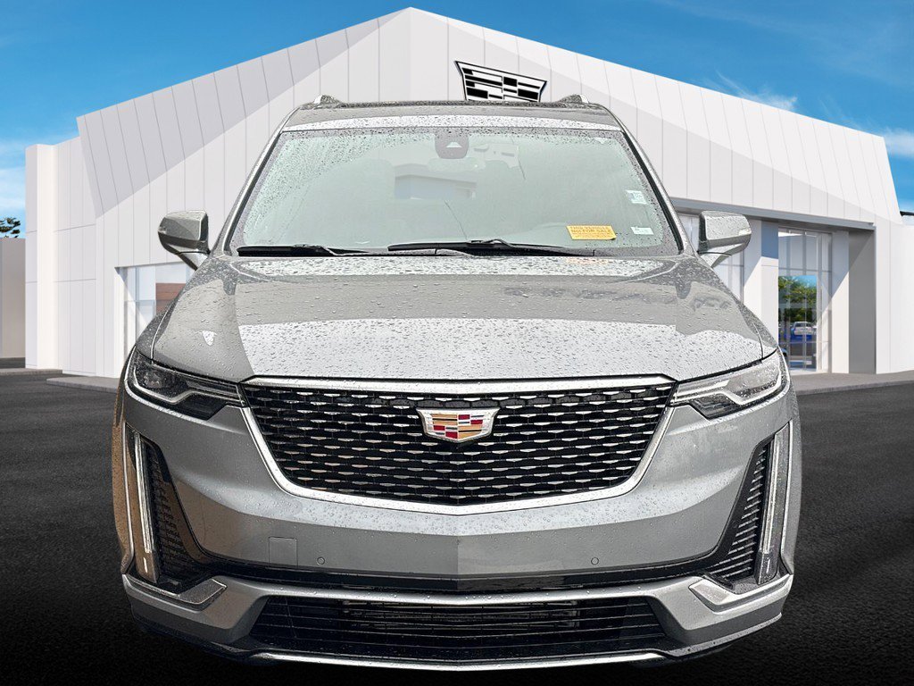 Certified 2024 Cadillac XT6 Premium Luxury image 2