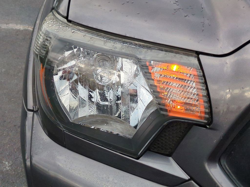 Used 2012 Toyota Tacoma PreRunner image 10