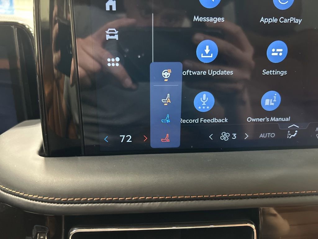 Certified 2025 Lincoln Aviator Black Label w/ Jet Appearance Package image 21