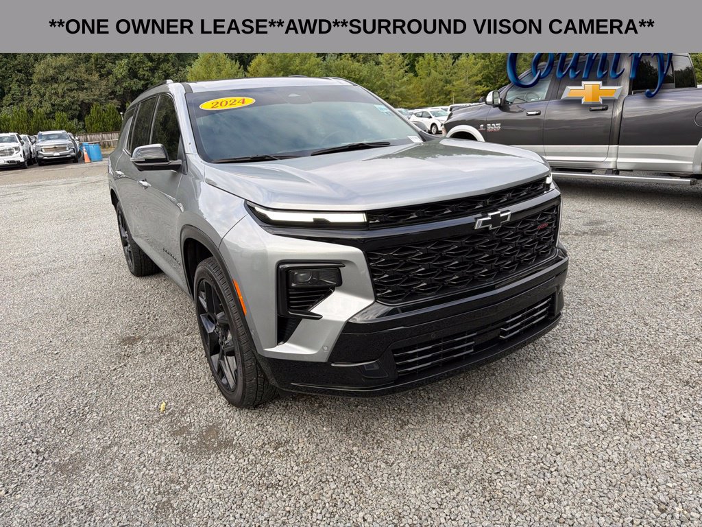 Used 2024 Chevrolet Traverse RS