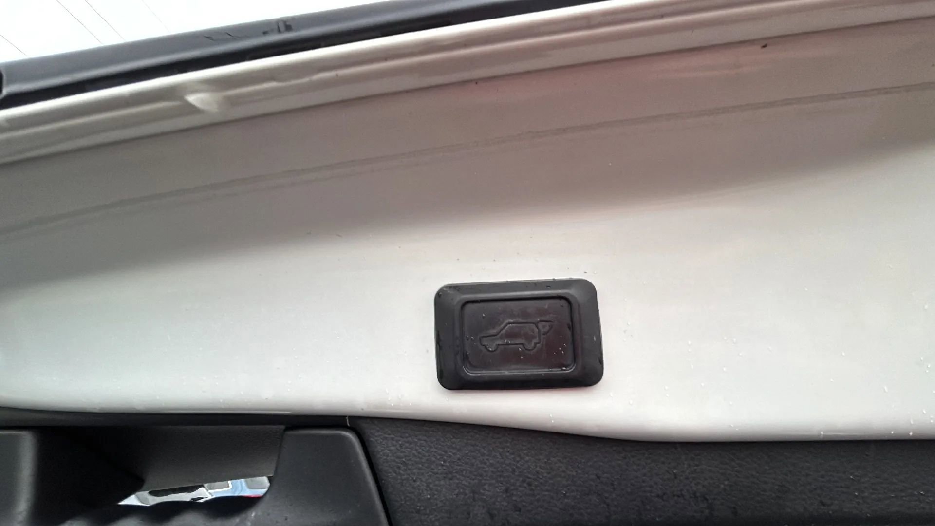 Used 2019 Toyota RAV4 XSE AWD/4WD image 37
