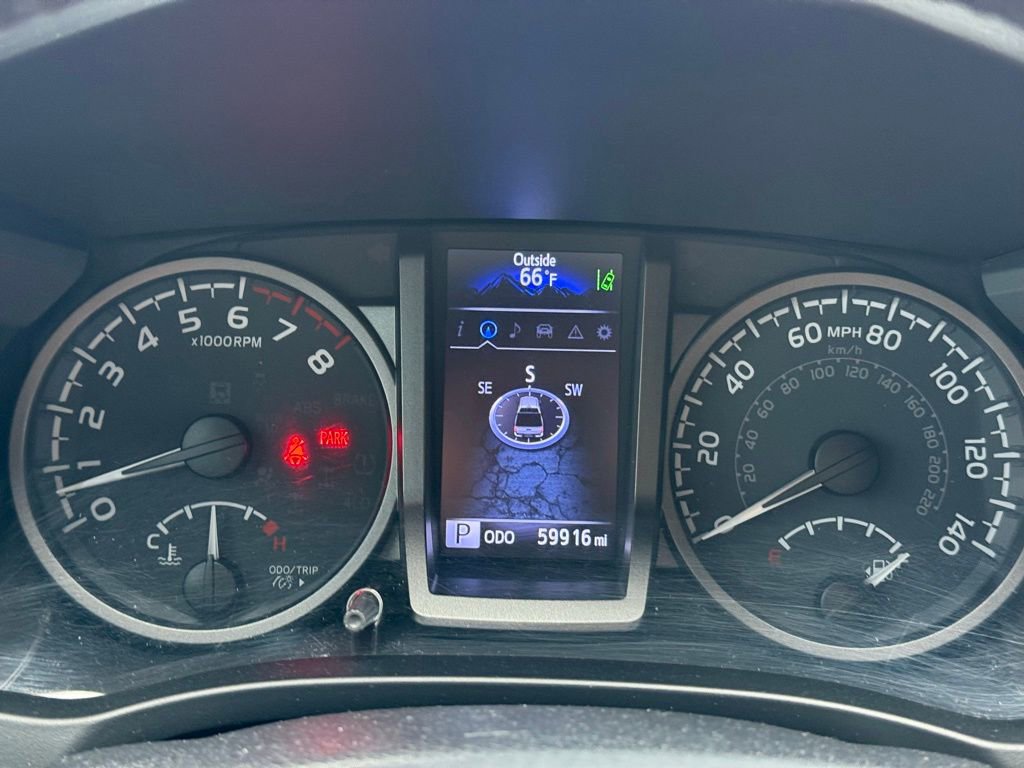 Used 2020 Toyota Tacoma TRD Off-Road w/ TRD Premium Off Road Package image 10