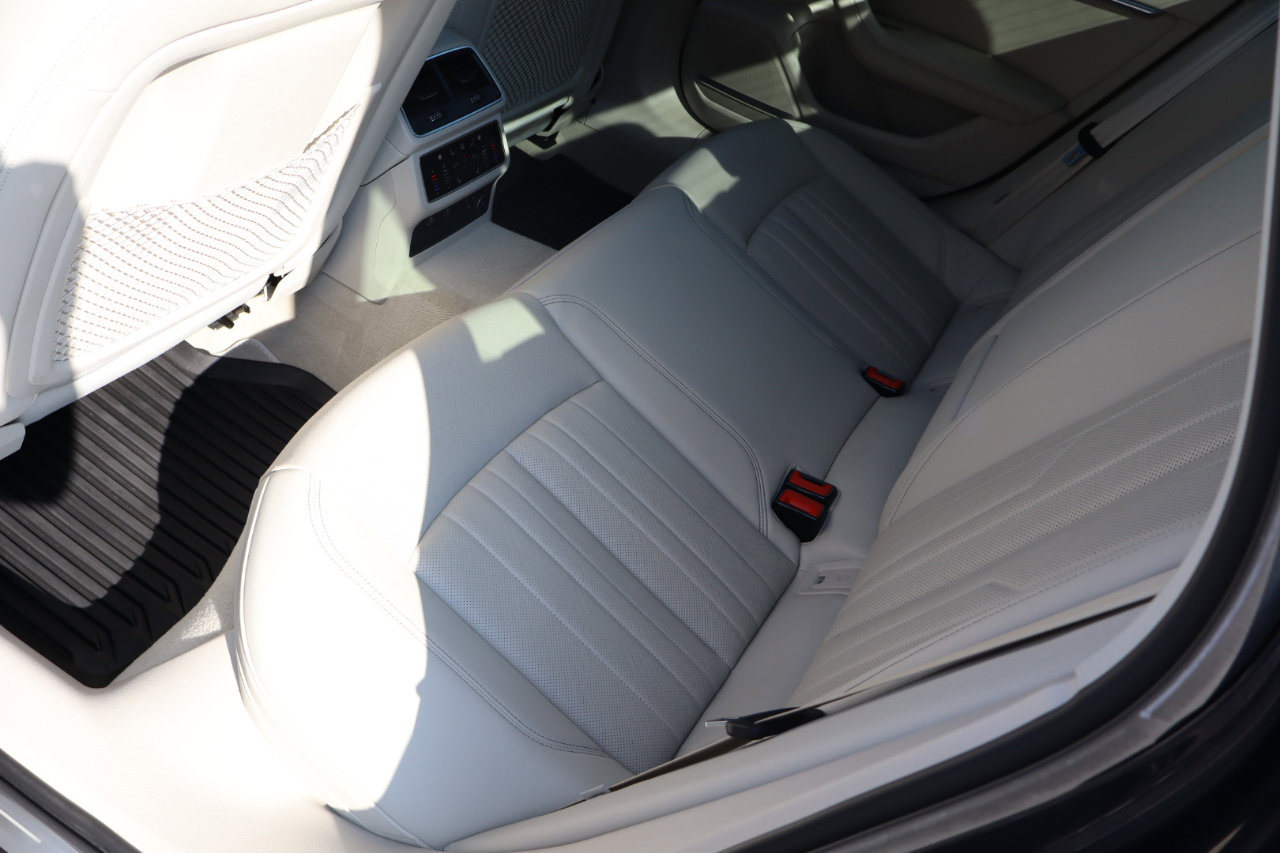 Used 2024 Audi A6 3.0T Prestige image 10