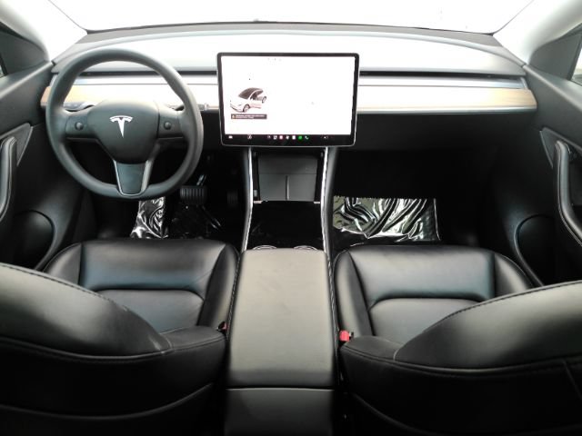 Used 2021 Tesla Model Y Long Range AWD/4WD image 3