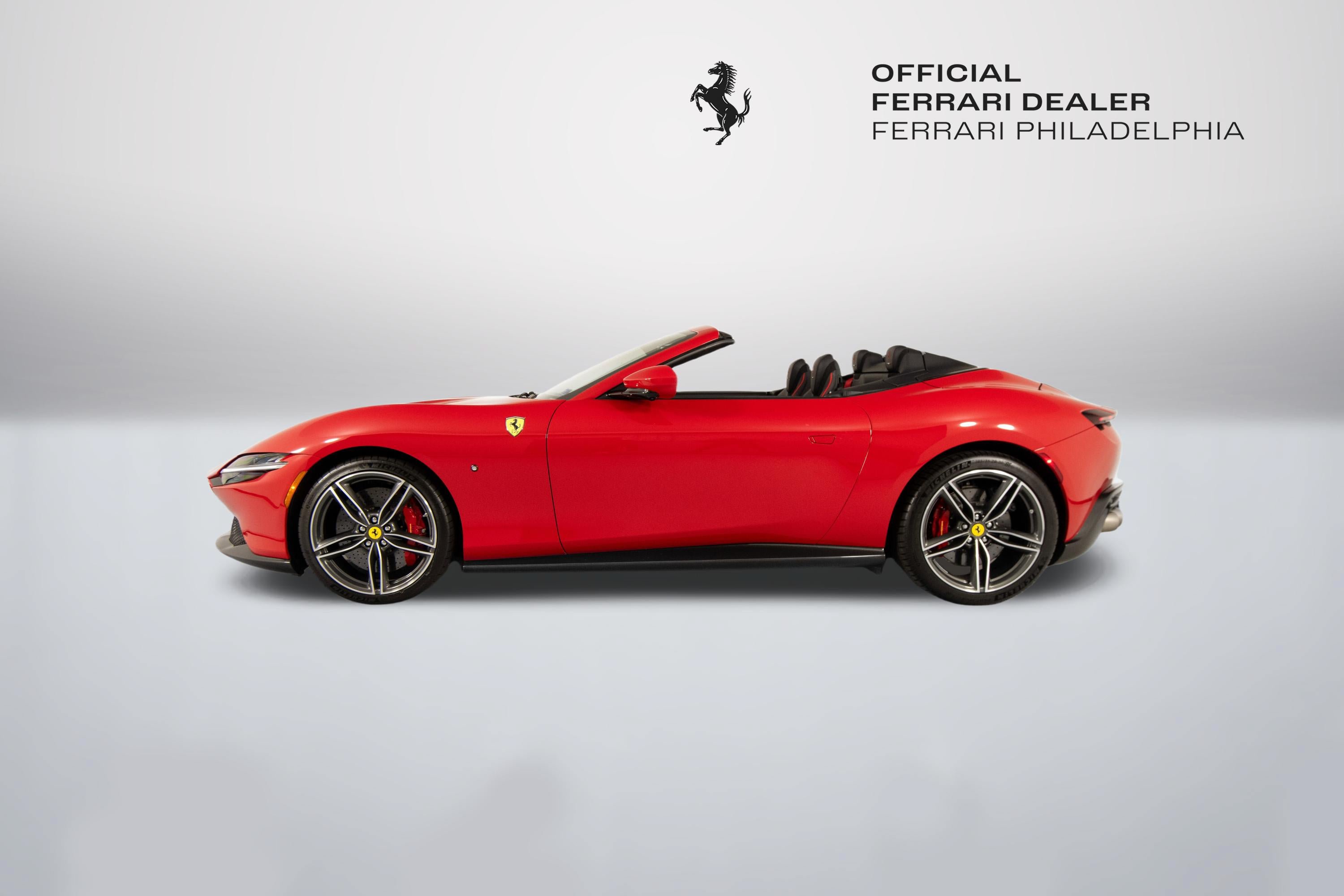 Certified 2025 Ferrari Roma Spider RWD image 5
