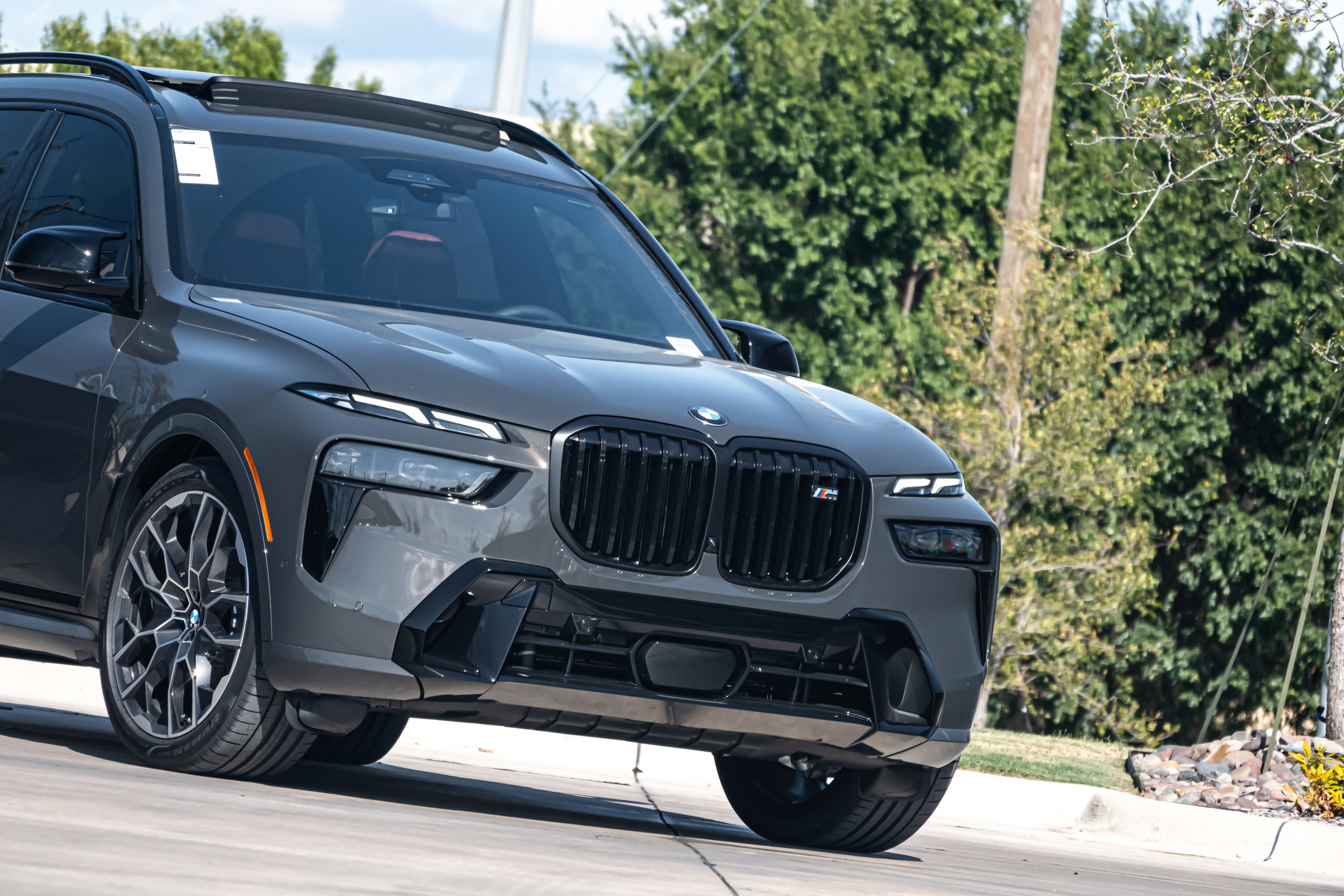 New 2026 BMW X7 M60i image 5