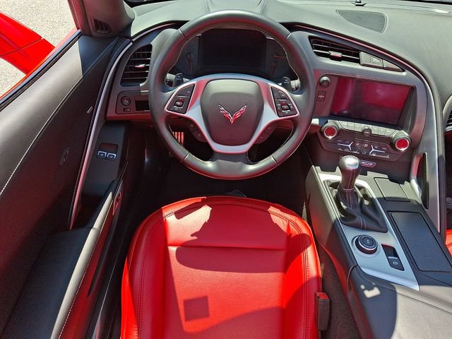 Used 2015 Chevrolet Corvette Stingray Convertible RWD image 10