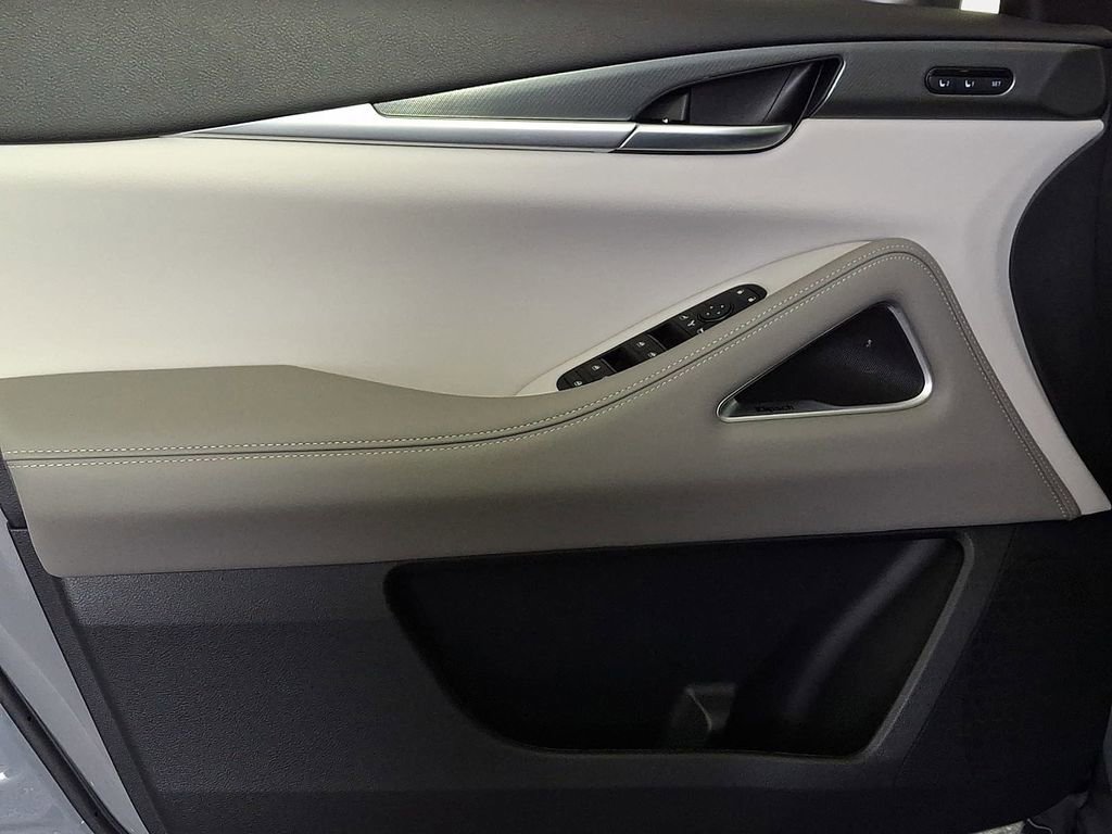 New 2027 INFINITI QX60 Luxe AWD/4WD image 12